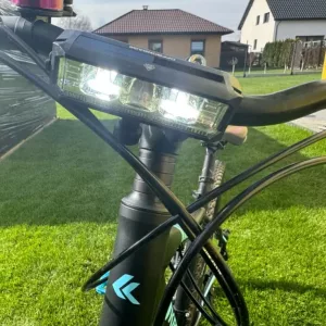 Received Waterproof Bicycle Light Bike Front Lamp from customer J****a.